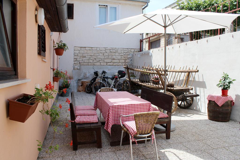 Apartments Garden Rovinj Bagian luar foto