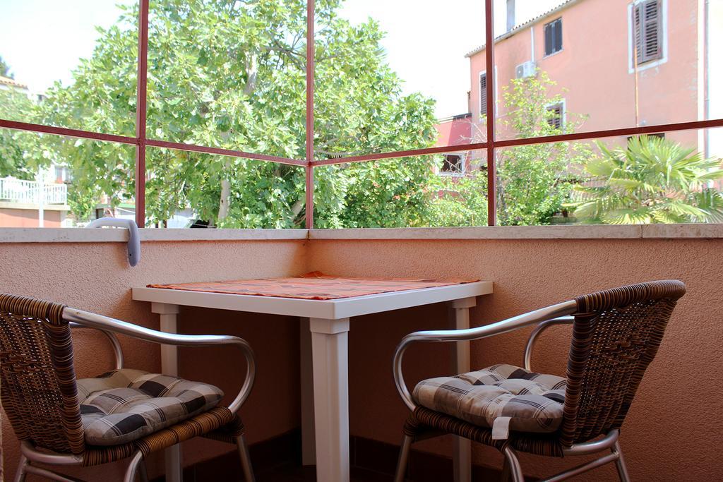 Apartments Garden Rovinj Bagian luar foto