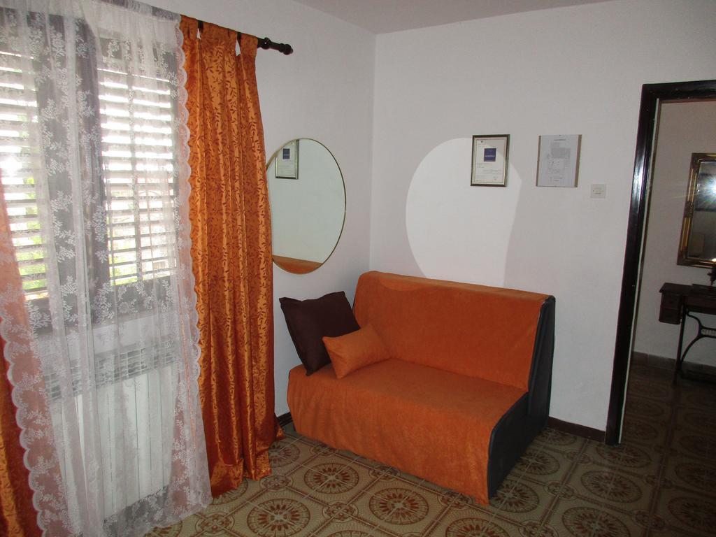 Apartments Garden Rovinj Bagian luar foto